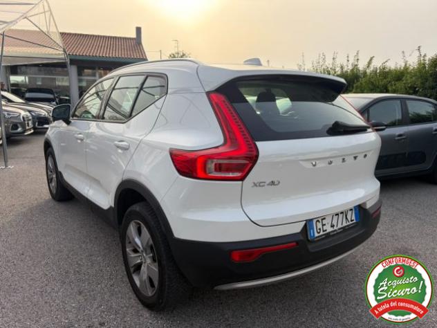 VOLVO XC40 T2 Geartronic Momentum rif. 24051306 - Foto 4
