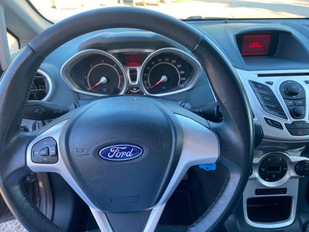 Ford Fiesta 1.6 TDCi 90CV 5 porte DPF Titanium (A47) - Foto 6