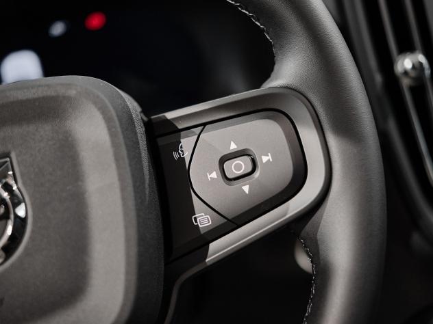 Volvo XC40 B3 automatico Essential - Foto 8