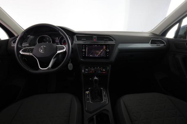 VOLKSWAGEN Tiguan Tiguan 2.0 TDI 150 CV SCR DSG Life rif. 24039159 - Foto 3