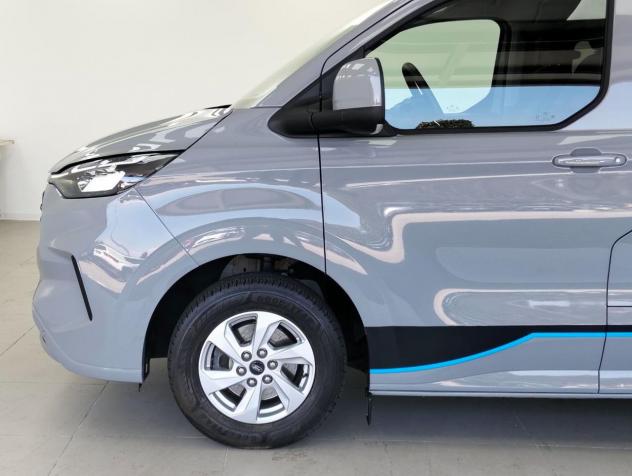 Ford Transit Custom 320 2.0 EcoBlue 136CV aut. Furg. Tit. - Foto 9