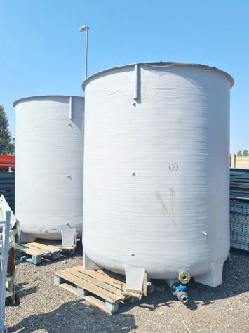 cisterne industriali per liquidi usate