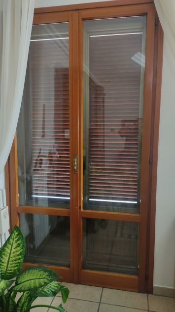 Finestre e portefinestre in legno - Foto 10