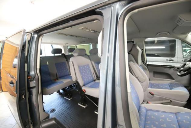 VOLKSWAGEN Caravelle 2.5 TDI/131cv PL 7Posti Full Full rif. 24140031 - Foto 9