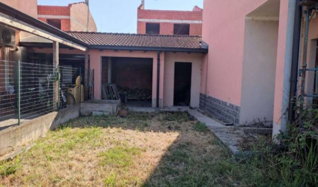 Immobile in asta di 154 m² in vendita a Trovo - Foto 2