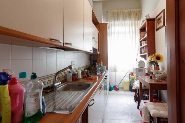 VILLA A SCHIERA di 5 vani e di 150 mq (VIAREGGIO) rif. 1003 - Foto 8