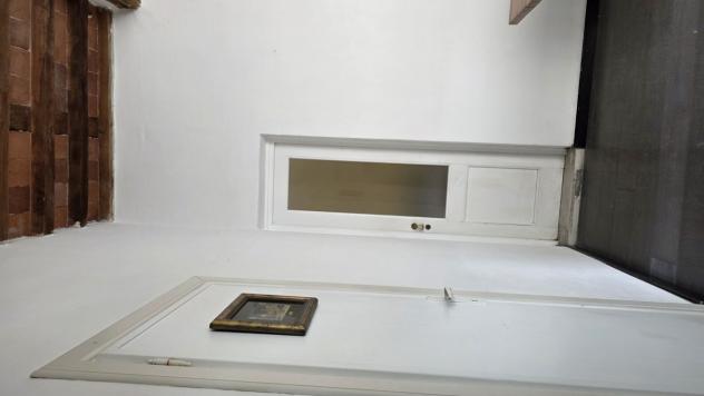 APPARTAMENTO di 4 vani e di 66 mq (PIETRASANTA) rif. P319 - Foto 12