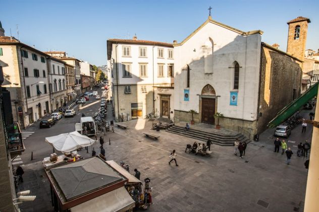 STUDIO/APT IN SANT'AMBROGIO