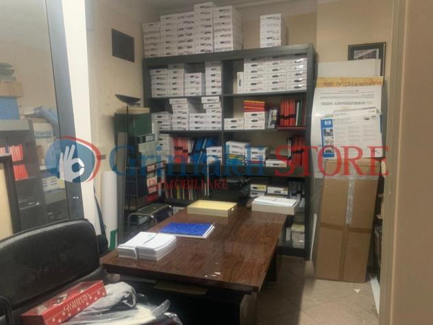 Oltre 3 vetrine in vendita a Campi Salentina - Foto 9