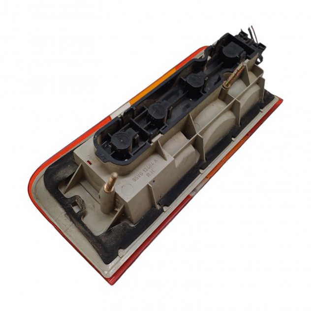 STOP FANALE POSTERIORE DESTRO FORD Courier 1° Serie RTJ, RTK (9699) - Foto 5