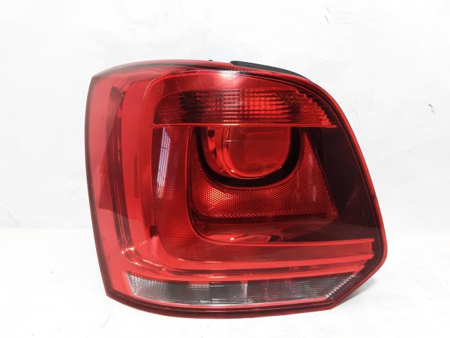 STOP FANALE POSTERIORE SINISTRO VOLKSWAGEN Polo 5° Serie 6R0945095 (0917)