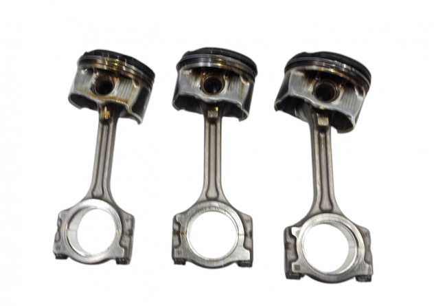 PISTONI MOTORE DACIA Duster Serie 120A18015R H4DD4 Benzina 1000 (1724) - Foto 12