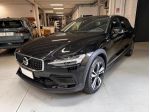 Volvo V60 Cross Country V60 II 2023 Cross Country 2.0 b4 Plus awd auto