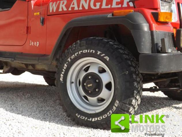 JEEP Wrangler 2.5 Laredo in ordine di carrozzeria e meccanica - Foto 8