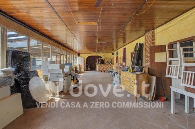 Villa di 500 m² con più di 5 locali in vendita a Besate - Foto 4