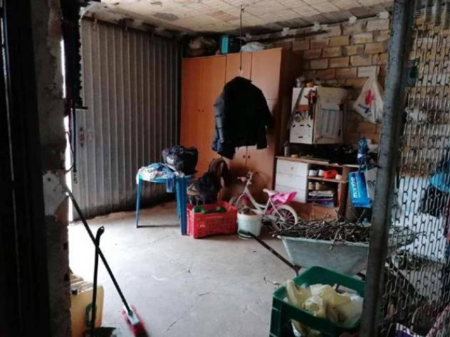 Immobile in asta di 248 m² con più di 5 locali e box auto in vendita a Montottone - Foto 9
