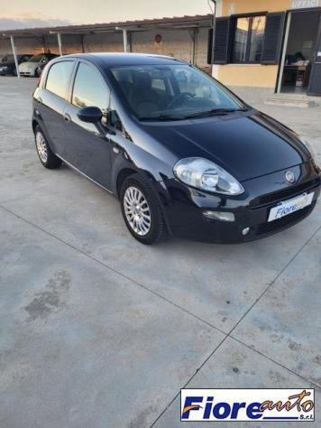 FIAT - Punto - 1.3 MJT II S&S 95 CV 5p. Street - Foto 3