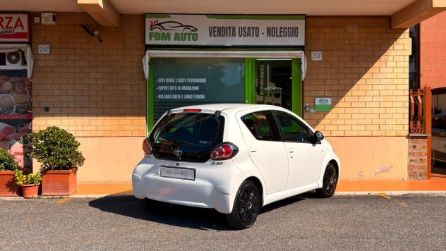 Toyota Aygo 1.0 12V VVT-i 5 porte Lounge Connect MMT - Foto 4
