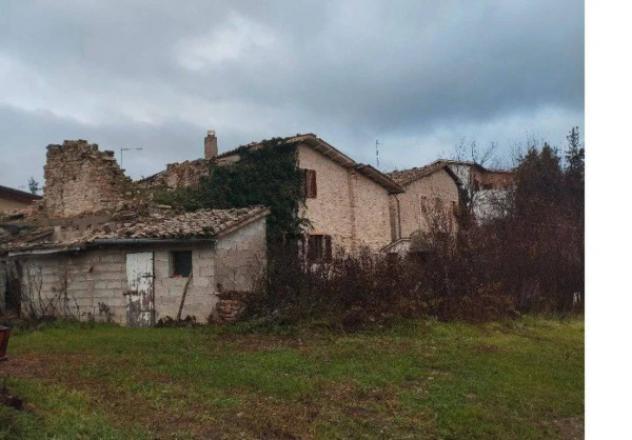 Immobile in asta di 170 m² con più di 5 locali in vendita a Pieve Torina - Foto 11