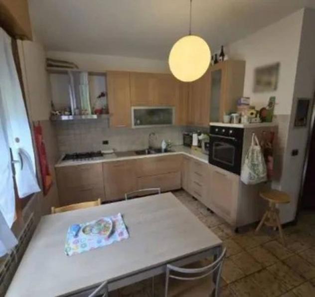 Immobile in asta di 202 m² con più di 5 locali e box auto in vendita a Udine - Foto 9