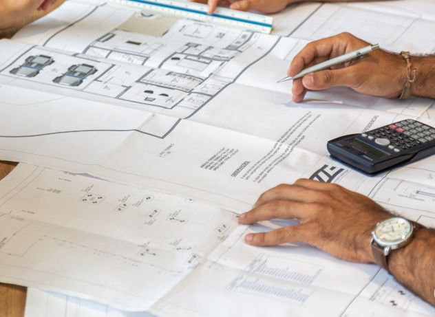 ARCHITETTO DISPONIBILE PER STUDI DI INGEGNERIA E ARCHITETTURA