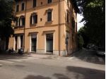Negozio/Ufficio di mq. 60 frontestrada a Terni, pressi centro