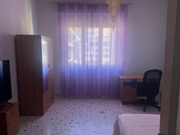 Stanza in appartamento in affitto a Catania - Foto 4