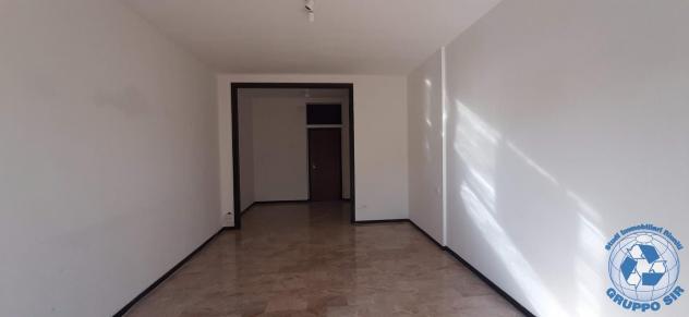 TRIANTE, ELEGANTE QUADRILOCALE DI AMPIA METRATURA - Foto 6