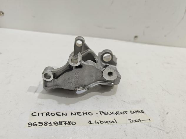 SUPPORTO ALTERNATORE PEUGEOT 208 Serie 9646719580 Diesel 1.4 (1219) - Foto 3