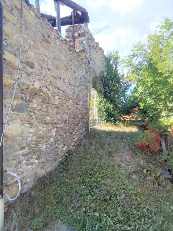 In baita in fase di ristrutturazione BILOCALE CON GIARDINO - Foto 4