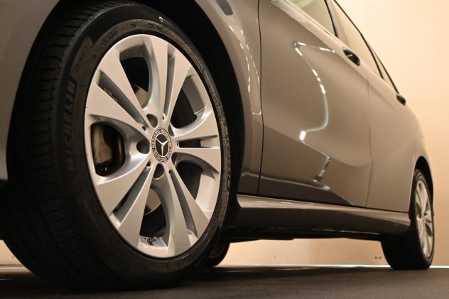 MERCEDES Classe B (T246/242) B 200 d Automatic Sport - Foto 4