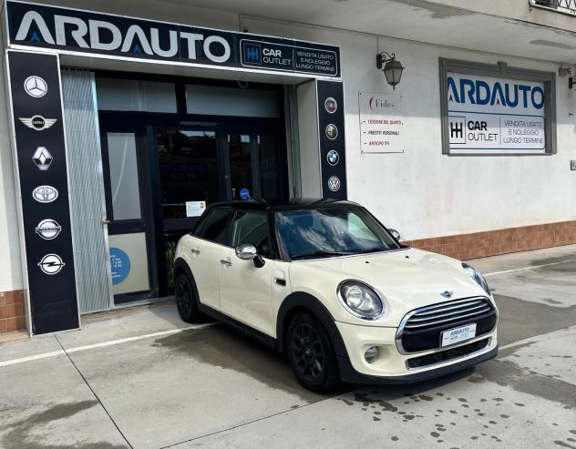 Mini Cooper D 5 pt 115 cv - Foto 7