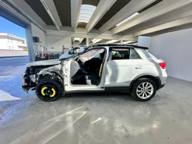 VOLKSWAGEN T-Roc 1.0 TSI STYLE rif. 24179611 - Foto 4