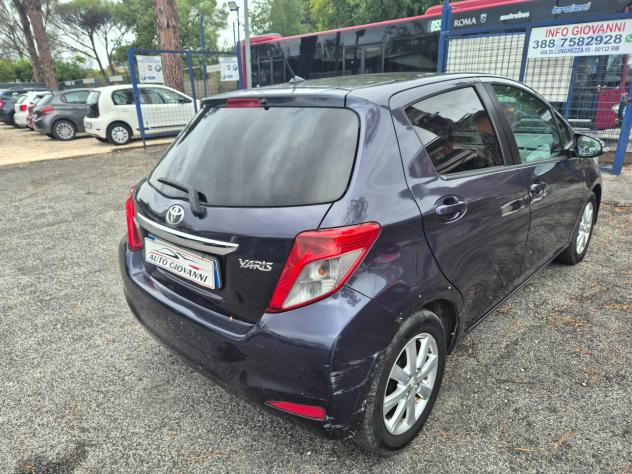 Toyota Yaris 1.4 D-4D 5 porte Lounge - Foto 5