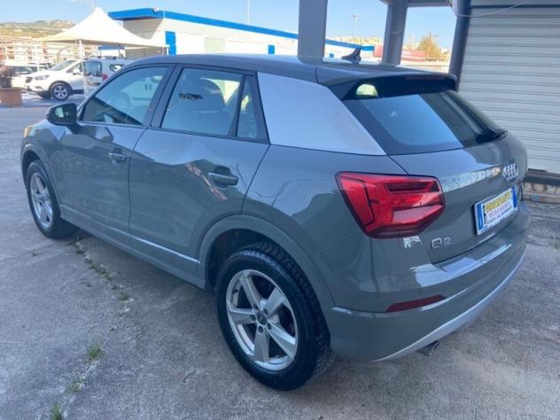 Audi Q2 30 TDI S tronic Admired 1.6 CAMBIO F1 2018 - Foto 8