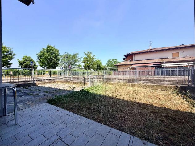 V005481 - PIANO TERRA CON GIARDINO PRIVATO E GARAGE DOPPIO !! - Foto 5