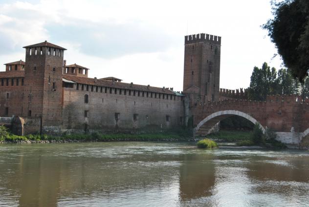 Abbigliamento in vendita a Verona - Foto 3