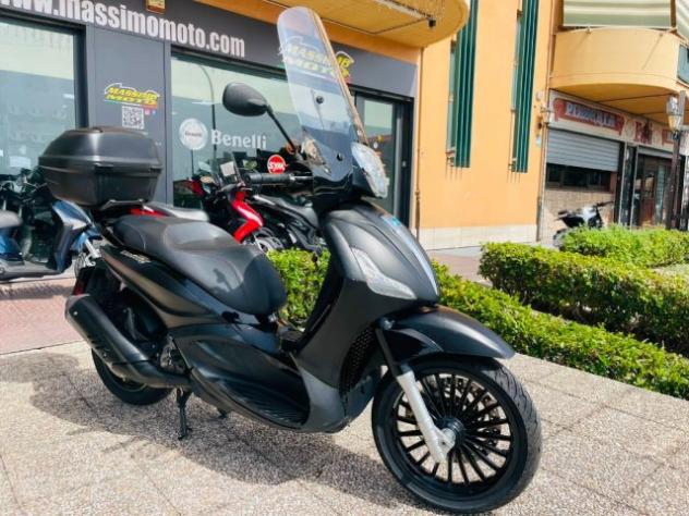 PIAGGIO Beverly 300 i.e. TUTTO INCLUSO ANCHE PASSAGGIO! rif. 24054633 - Foto 7