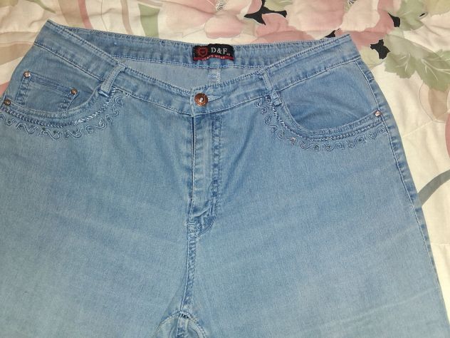 Pantaloni Jeans elasticizzati leggeri Capri / Pinocchietti Cotone Taglia Comoda - Foto 3