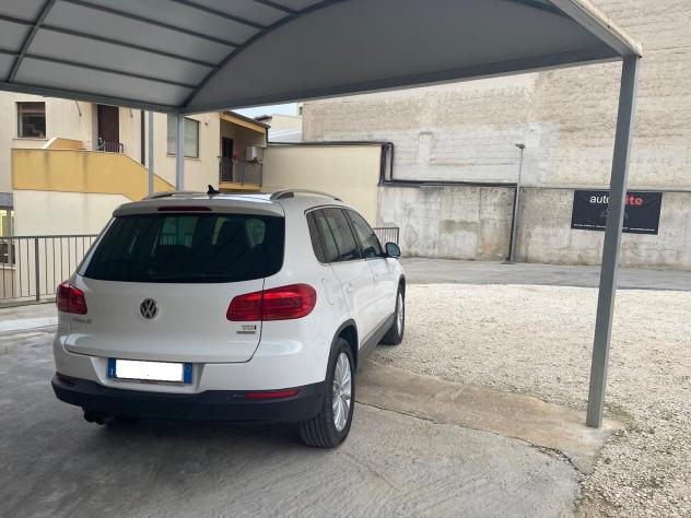 Volkswagen Tiguan 2.0 TDI - Foto 9