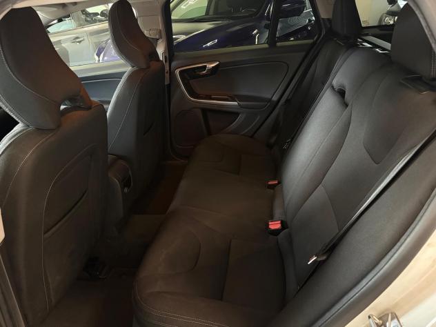 Volvo V60 D2 Summum - Foto 4