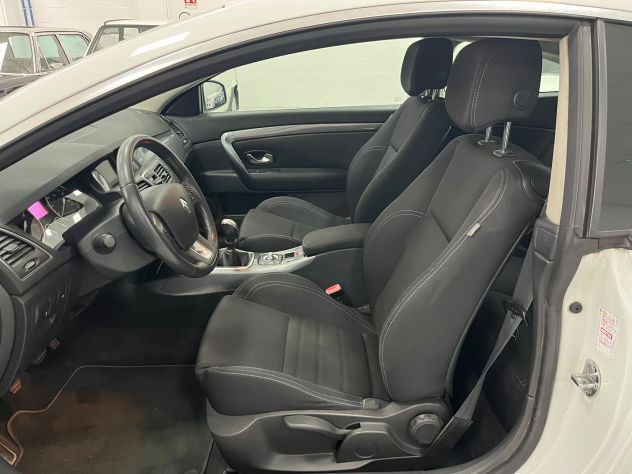 Renault Laguna Coupe 2.0 dci 150cv - Foto 9