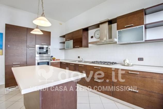 Villa di 497 m² con più di 5 locali in vendita a Albizzate - Foto 17