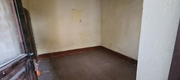 PEVERAGNO: Ampio caseggiato in centro paese - Foto 6