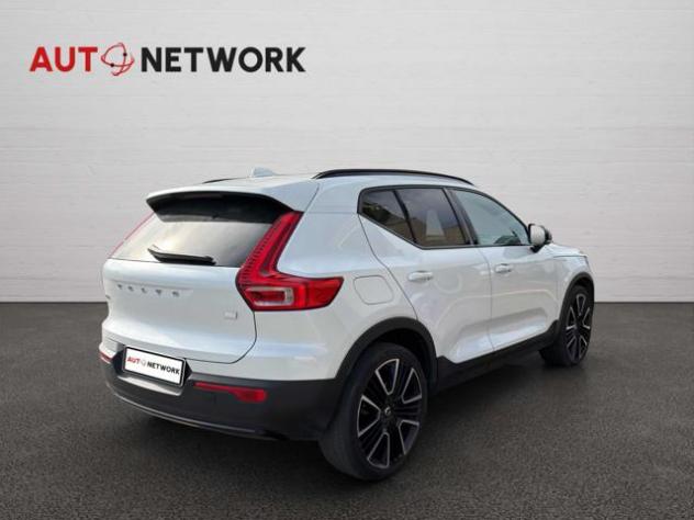 VOLVO XC40 T4 Recharge Plug-in Hybrid Ultimate Dark | Tetto rif. 22901680 - Foto 2