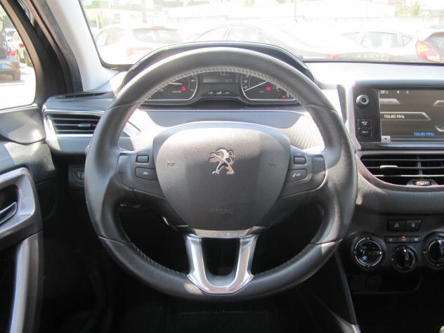 Peugeot 2008 1.2 VTi 82CV Allure - benzina - Foto 6