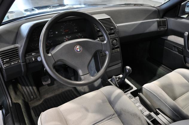 Alfa Romeo 164 2.0i Twin Spark ASI - Foto 10