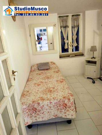StudioMusco vende a Capri, su via Marina Grande, appartamento su due livelli. - Foto 12