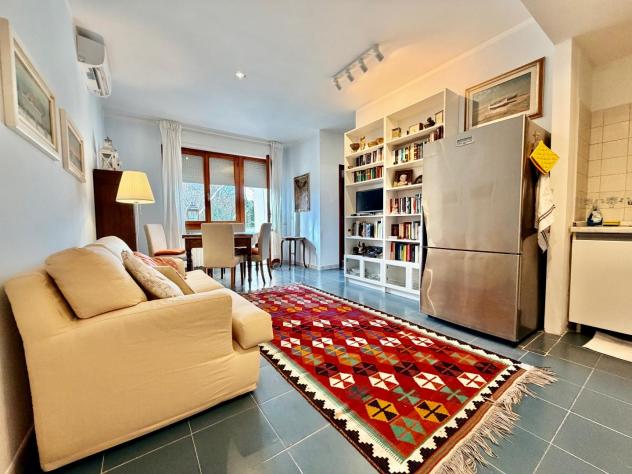 Appartamento in vendita a Poveromo - Massa 65 mq Rif: 1385487