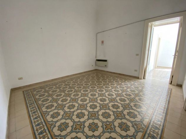 AMPIA SOLUZIONE INDIPENDENTE CON TERRAZZO - Foto 6